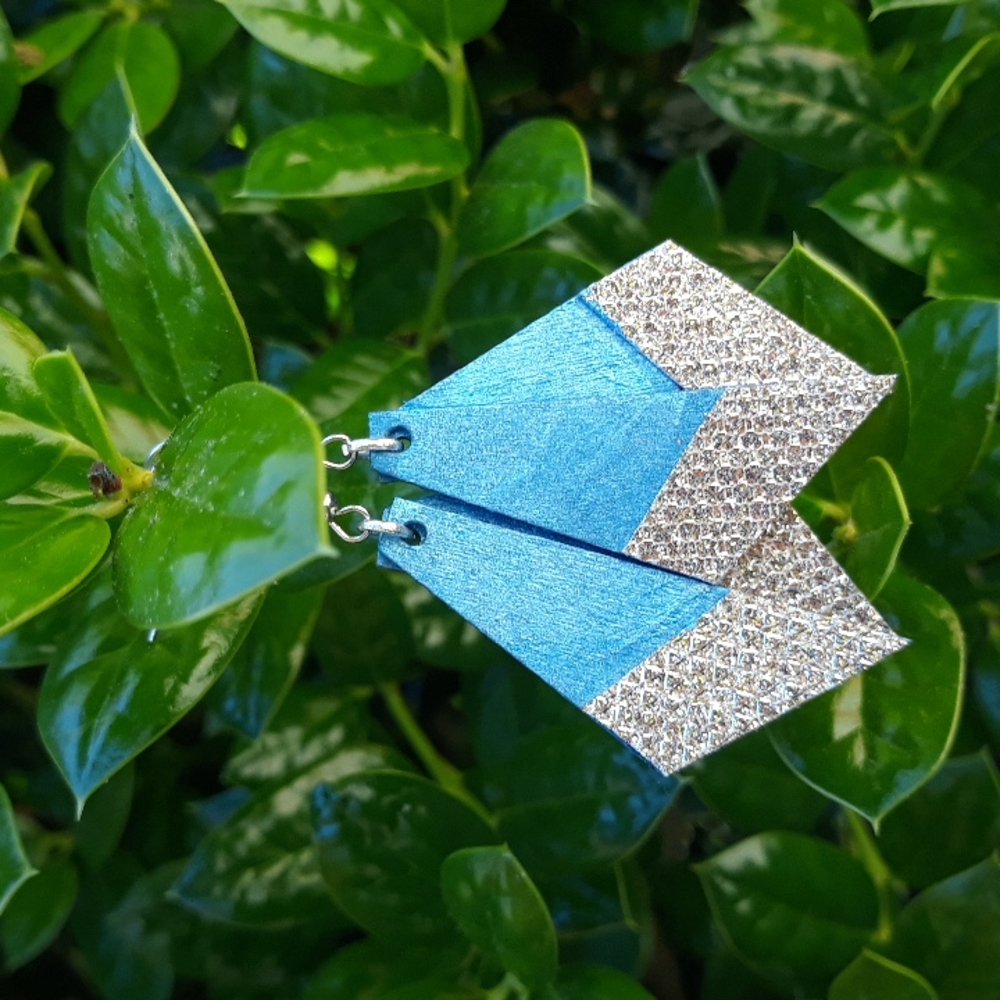 J.Monique/Handcrafted Geometric/Ice Blue/ Wood Earrings w/ Shimmer Bling Detail